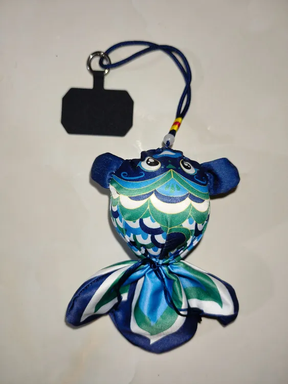 钓鱼佬专用/手机防沉水挂件/手机防落水布偶挂件钓组挂绳手机链