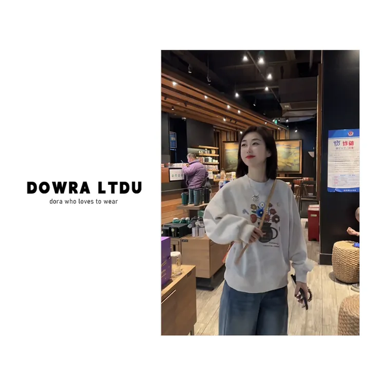 朵拉【立体花语】2025年冬季新款鲜花刺绣加绒长袖百搭卫衣228-5115