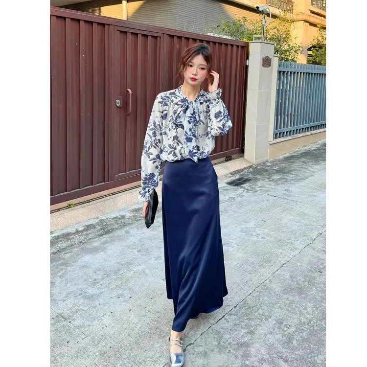 【现货】墨染花影秋水墨印花飘带衬衫藏青风衣半裙套装S11135