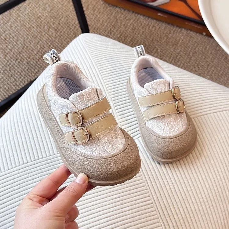 小黄鸭学步鞋女童春秋板鞋休闲鞋宝宝蕾丝公主单鞋鞋子婴儿鞋软底