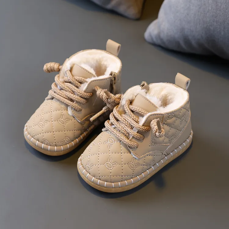 冬季防水防滑宝宝雪地靴女童加绒加厚保暖儿童棉鞋女小童婴儿棉靴
