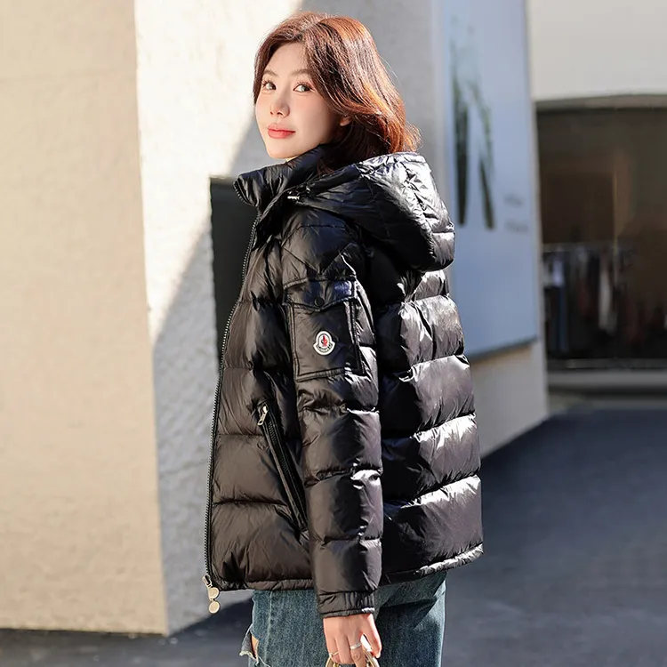 新款冬季羽绒服女士明星同款加厚短款宽松亮面免洗时尚连帽外套
