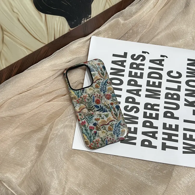 满屏花朵适用iPhone16pro手机壳菲林二合一亮面磨砂苹果15/14外壳