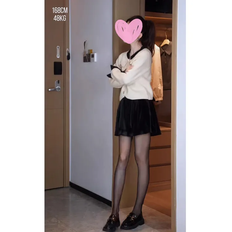 张元一女装同款法式小众设计撞色短外套女2025秋季款针织开衫上衣
