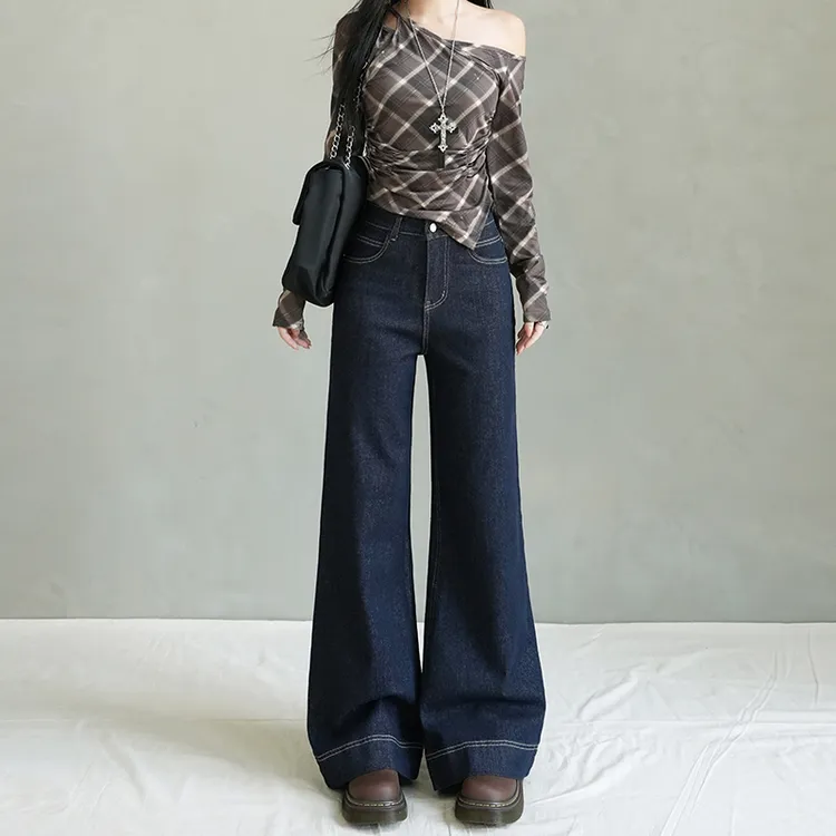 大码不贴腿阔腿微喇牛仔裤女2025早秋新款宽松显瘦垂感拖地不掉色