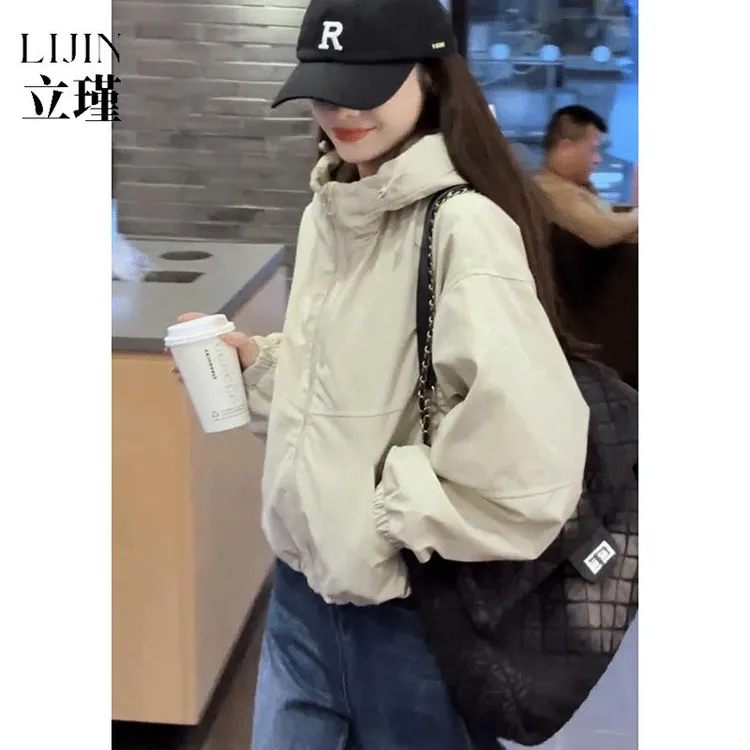 连帽夹棉加厚短外套女秋冬季新款小个子宽松显瘦冲锋衣上衣