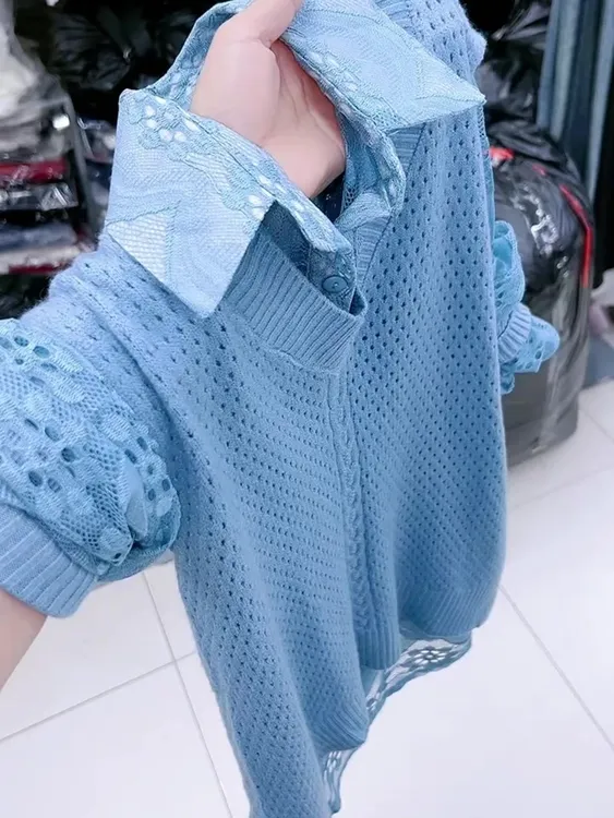 早秋穿搭一整套时尚高级感独特漂亮小香风蓝色马甲衬衫叠穿套装女