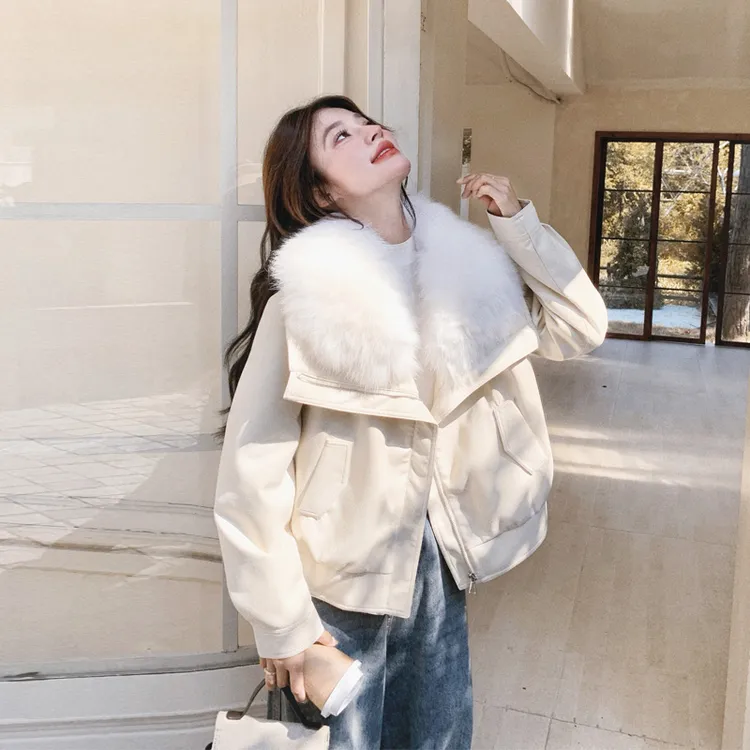 小众轻奢千金风皮毛一体羽绒服2026冬季新款复古韩系大毛领派克服