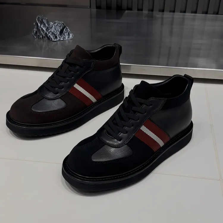 百搭系带休闲板鞋简约又时尚商务单鞋