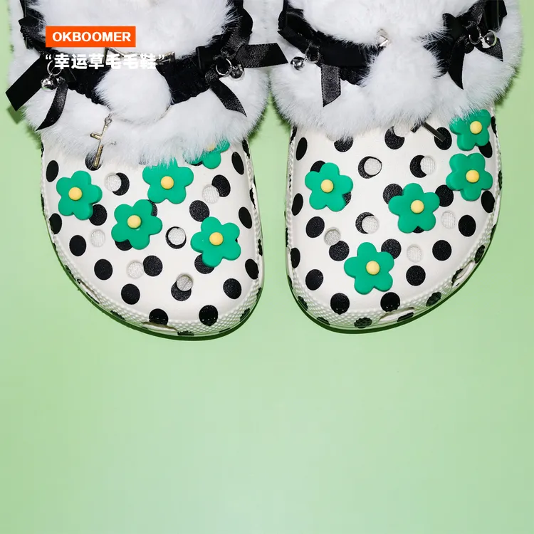 OKBOOMER幸运草毛毛鞋加绒洞洞鞋2025冬季保暖外穿一脚蹬拖鞋女款