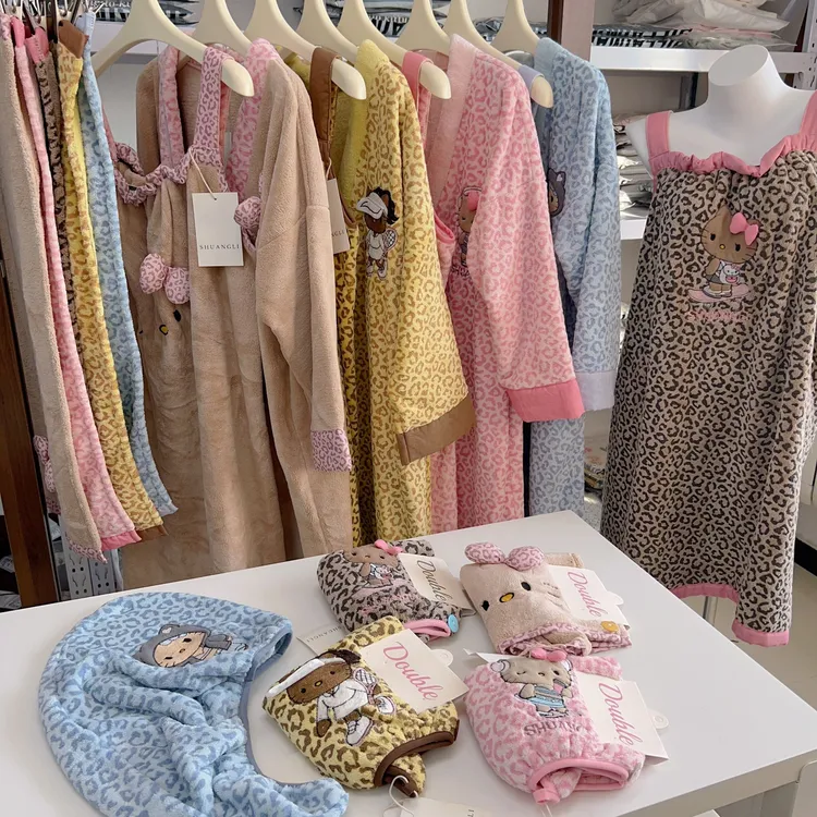 2025新款豹纹干发帽浴巾浴袍浴裙毛巾珊瑚绒加厚吸水