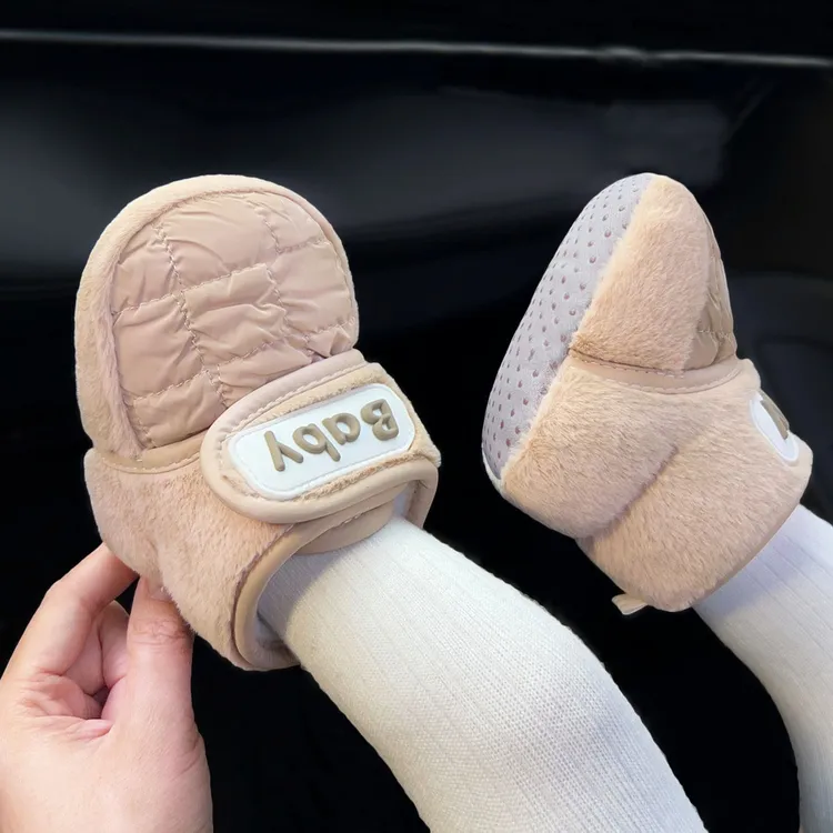 冬季新款0-1岁婴幼儿鞋棉鞋宝宝加绒保暖软底地板隔凉加绒棉靴子