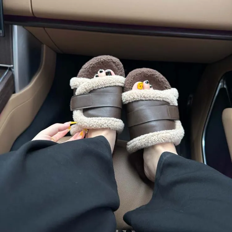慵懒感皮带扣勃肯拖鞋女秋季防滑松糕棉拖鞋个性毛绒厚底一字拖潮