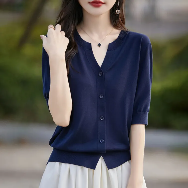 时尚女装品牌春夏新款天丝半开V领薄款中袖开衫女洋气百搭上衣