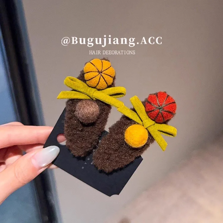 秋冬毛毡球蝴蝶结发夹女毛绒刘海夹2025新款高端边夹百搭发卡发饰