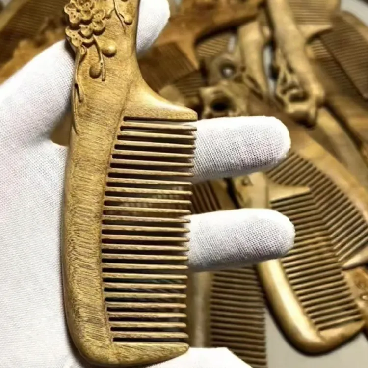 金丝楠手工双面木梳