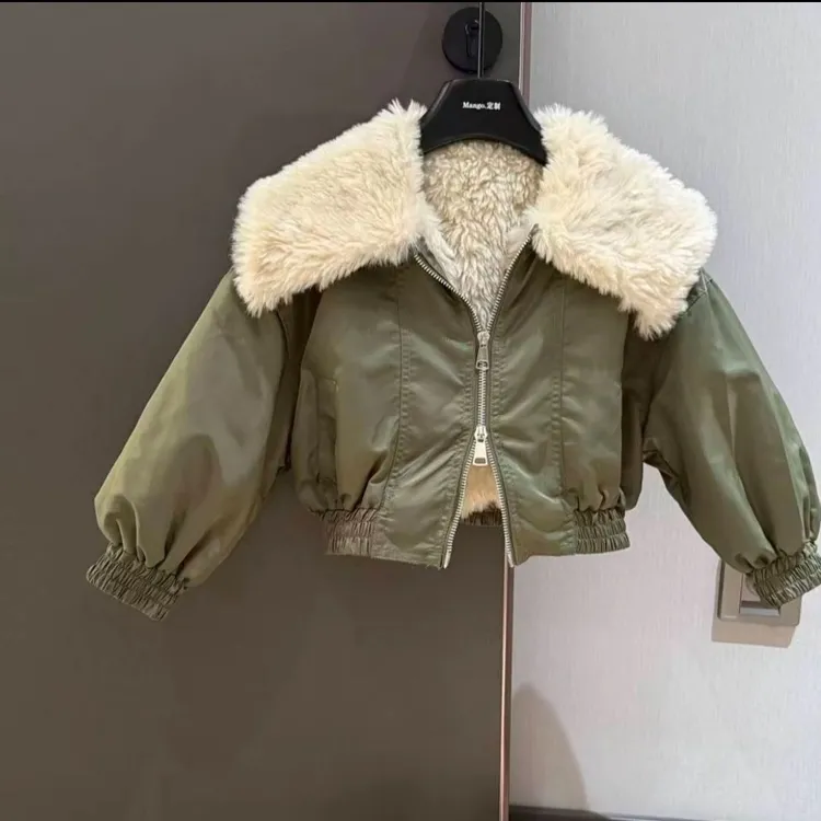 女童冬季新款休闲风百搭纯色拉链开衫加绒加厚童装毛领外套短款