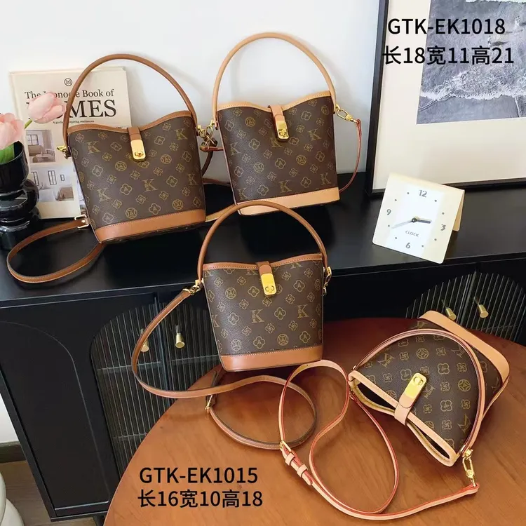 EK水桶包1015单肩拉链暗袋锁扣斜挎包简约肩包百搭