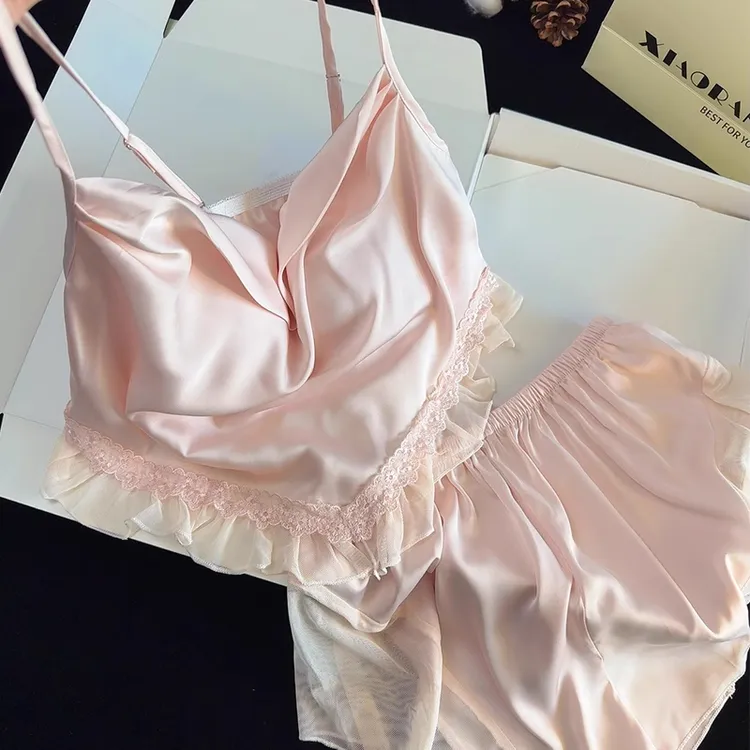 吊带睡衣女2025新款春夏蕾丝花语缎面纯欲少女感家居服减龄带胸垫