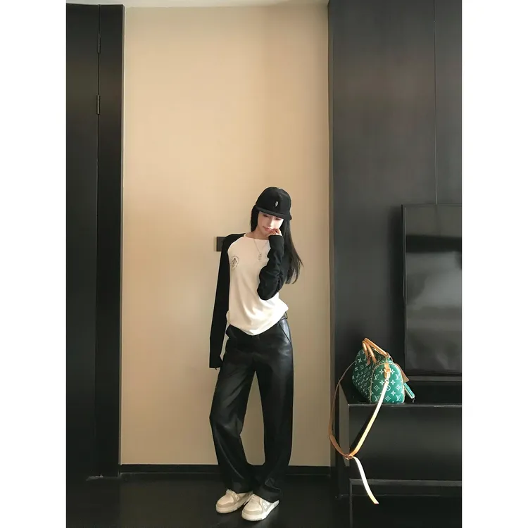 区区欧阳【VTG黑胶爵士】环保PU皮休闲裤低腰直筒百搭皮裤长裤女