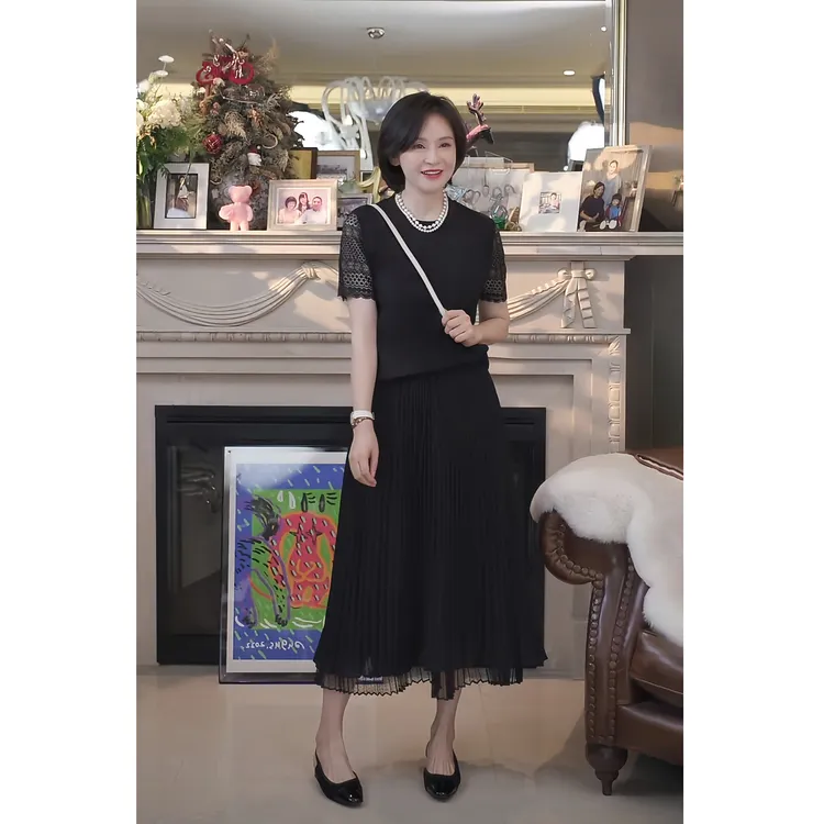 我是摩羯 夜来香 永迈双面丝光棉蕾丝拼短袖圆领夏休闲T恤上衣