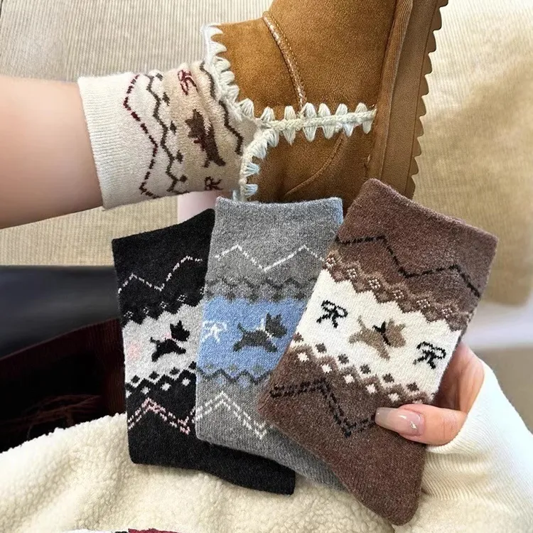 费尔岛风袜子女秋冬季加厚保暖百搭中筒堆堆舒适复古学院风棉袜