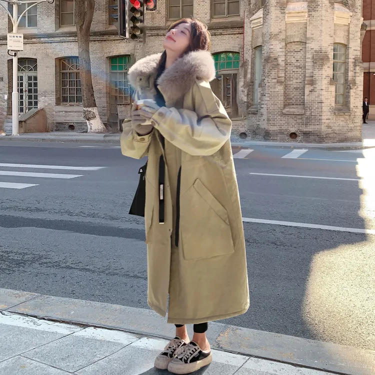 绿卡其大毛领派克服外套女2025新款冬季设计感小个子休闲长款上衣