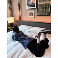 『PEACHZHOU』酵洗做旧喷马骝字母印花宽松休闲美式复古圆领长袖T恤