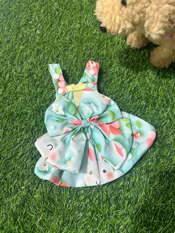 宠物夏季薄款连衣裙猫咪公主裙泰迪适用