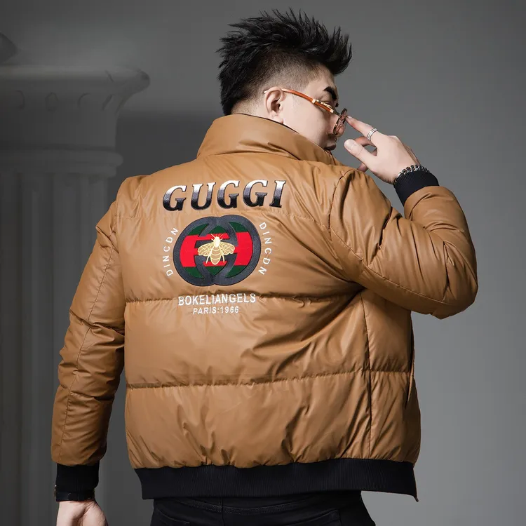 潮牌立领羽绒服男冬季2026新款时尚保暖白鸭绒外套男士百搭防寒服