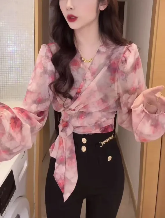 印花显瘦百搭减龄洋气系带短上衣女法式轻熟风V领交叉绑带碎花