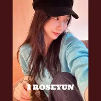 【Rose Yun】白场丝山羊绒珠光感圆领针织开衫   JY095079