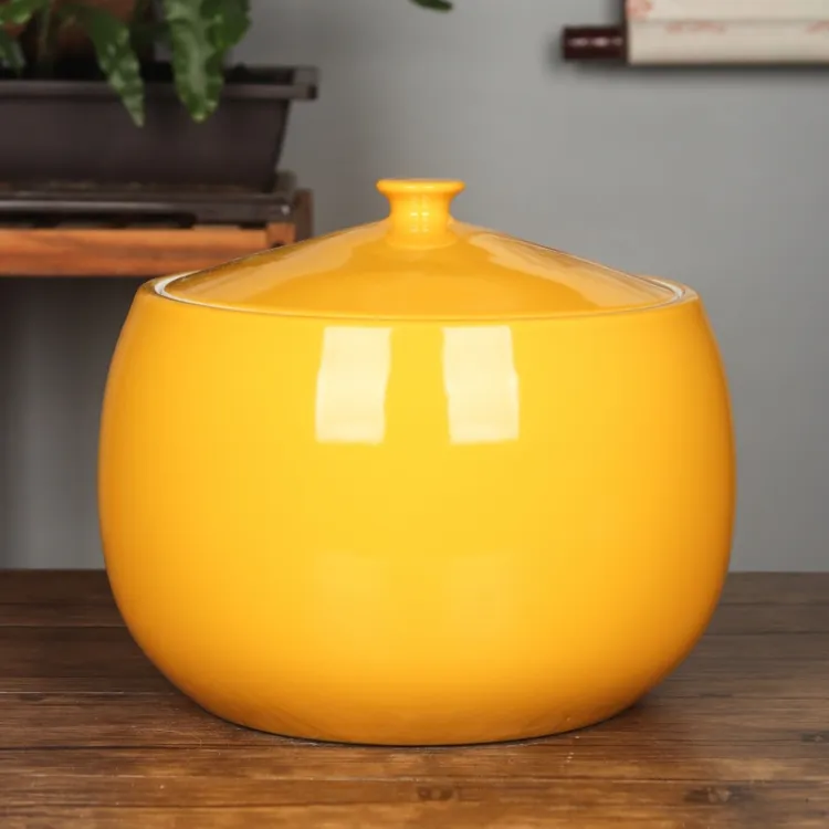 景德镇陶瓷储物罐带盖精品高档茶叶罐茶饼储存罐家用招财黄色摆件