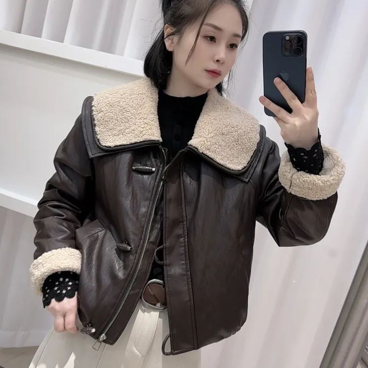 【839】冬季大翻领牛角扣加绒加厚皮衣外套女小个子高级感保暖夹克