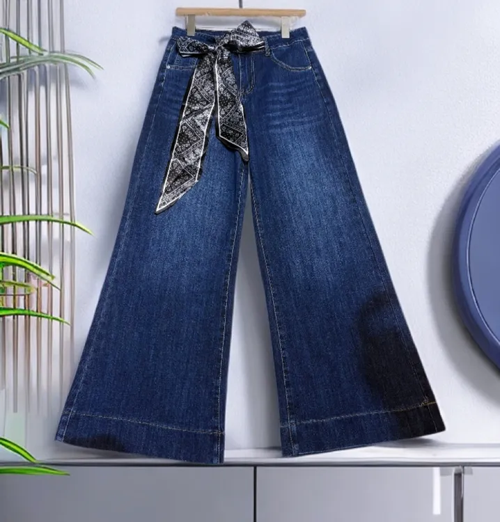 胖mm大码牛仔裤百搭洋气小个子梨形腿粗屁股大显瘦丝巾九分阔腿裤