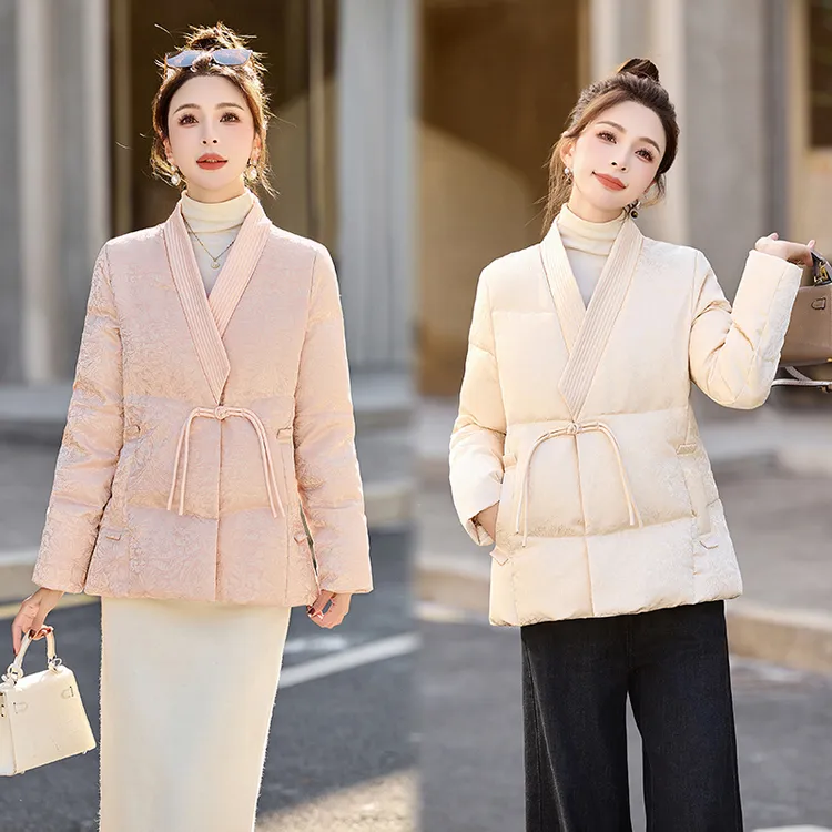 新中式国风提花羽绒服女2025年冬季新款高级感复古盘扣白鸭绒外套