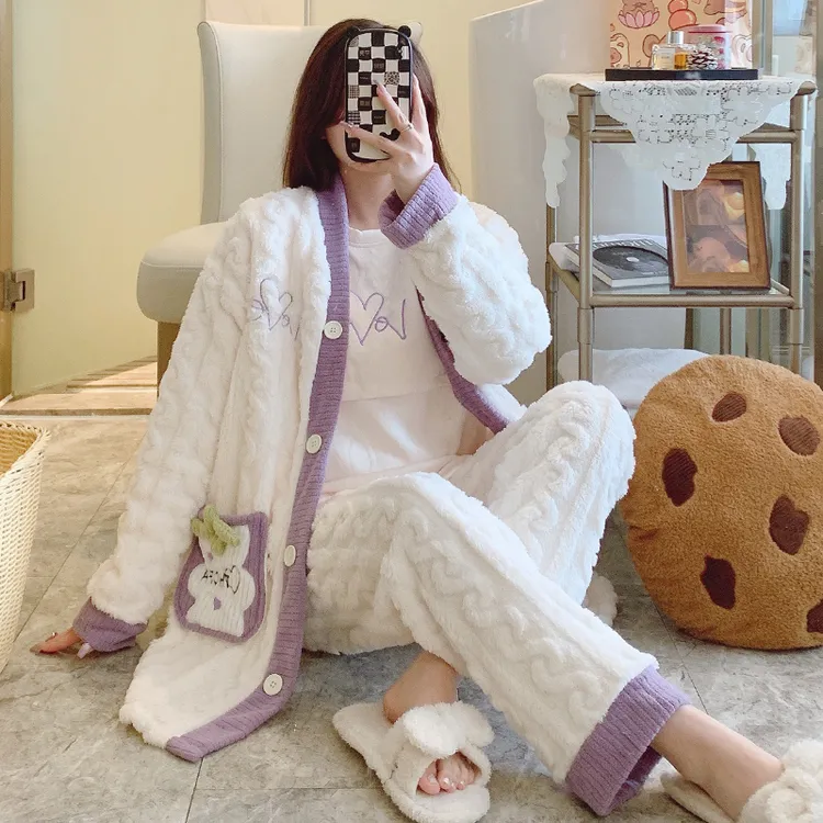 三件套秋冬月子服加厚法兰绒孕妇哺乳睡衣12月份珊瑚绒大码喂奶装