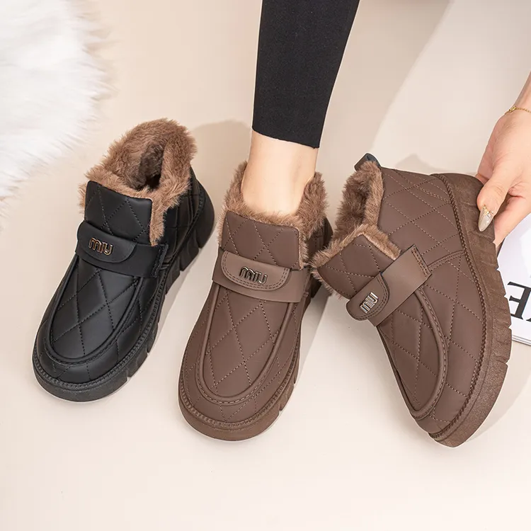 2025冬季新款一脚蹬雪地靴女老北京棉鞋加绒加厚保暖防滑厚底棉靴