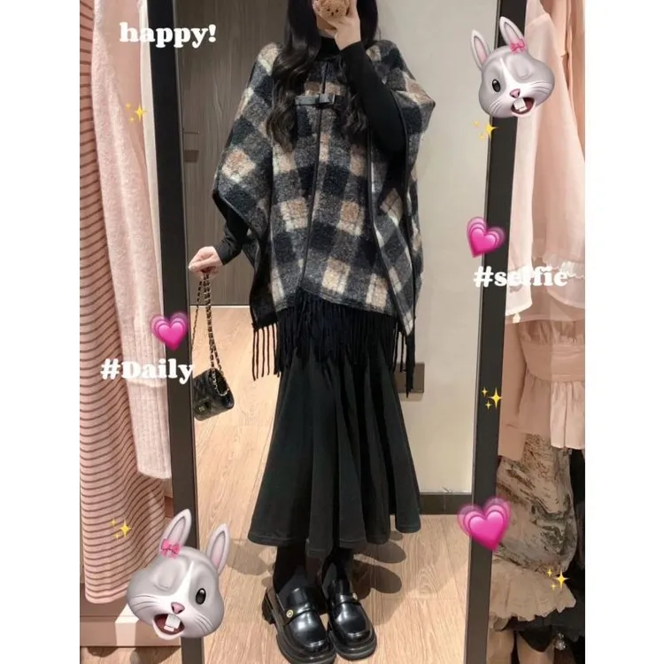 秋冬季穿搭一整套高级感覆古格纹斗篷披肩外套+洋装美拉德套装