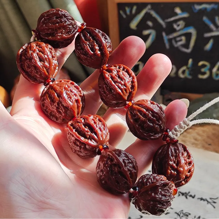 文玩核桃楸子手持边25毫米左右 野生秋子包浆走色看细节一物一图