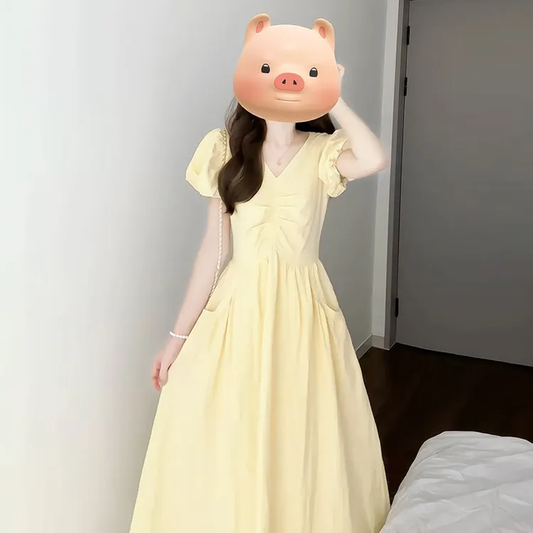 黄色巨好看的掐腰连衣裙子夏季2025新款女小个子独特漂亮绝美长裙
