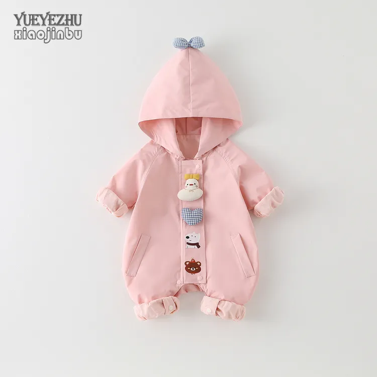 婴儿衣服秋装外出连体衣女宝宝春秋连帽外套韩版可爱冲锋衣新生儿
