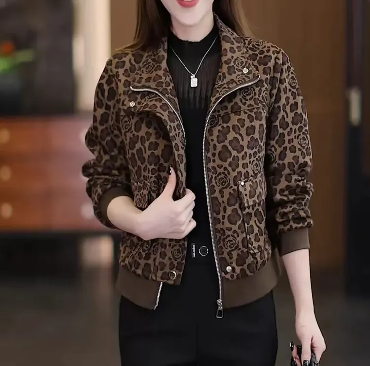 春秋短外套女士休闲妈妈装时尚春秋新款衣服宽松洋气减龄夹克上衣