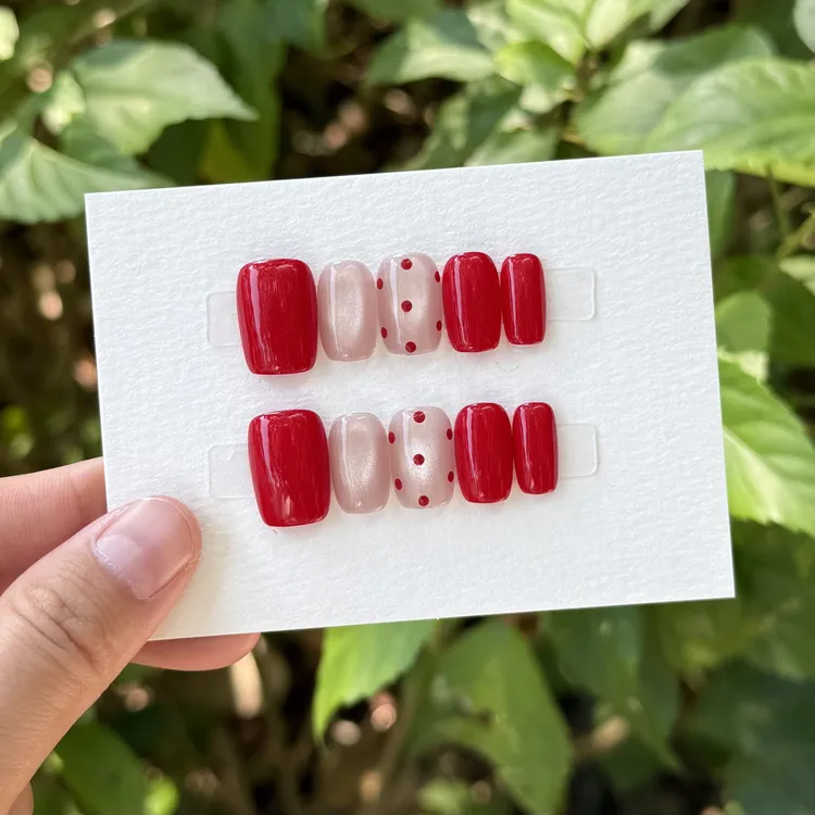 红粉猫眼双打底，甜酷波点短款穿戴甲 | 短甲星人本命款