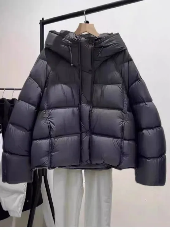 网红云朵泡芙欧货连帽短款加厚保暖时尚修身小个子白鸭绒网红外套