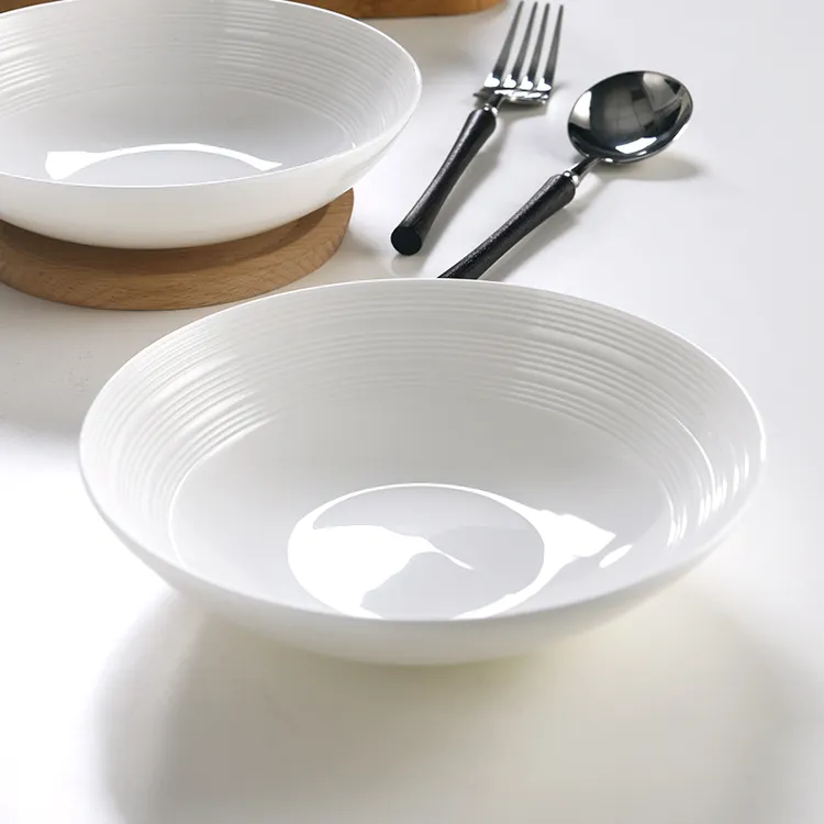 【精选骨瓷】7/10英寸螺纹加深汤盘纯白简约创意家用陶瓷欧式竖纹