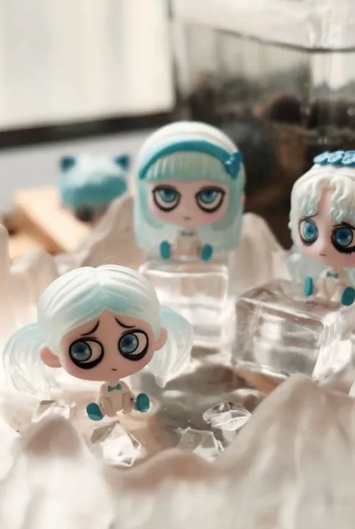 kiki排排坐系列萌粒盲袋潮玩手办汽车摆件