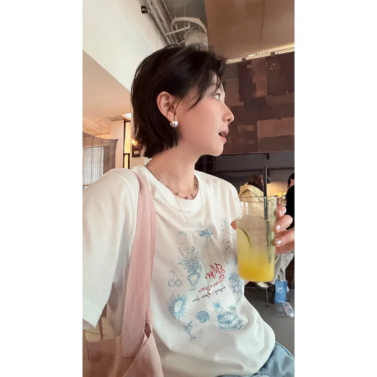 苏安家“夏日冷萃”清爽感十足 自带凉感含亚麻夏季白色印花短袖T恤
