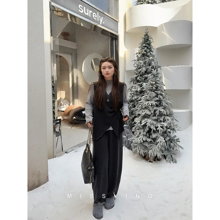 应小姐【冬日恋岛】微胖大码韩系极简风显瘦设计百搭宽松马甲+长裤