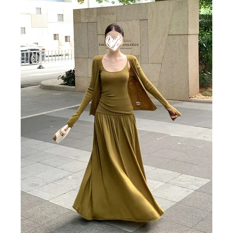 初秋新款绿色针织背心+长袖开衫高腰长款半身裙时尚三件套